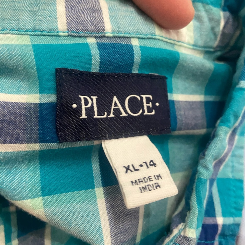Vineyard Vines Tan Shorts, Ralph Lauren and children place button down tops - Picture 8 of 11